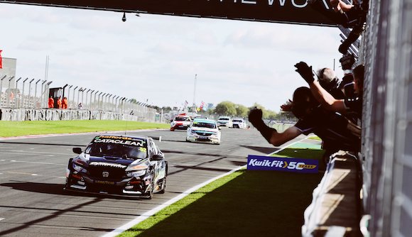 BTCC racing at Donington Park